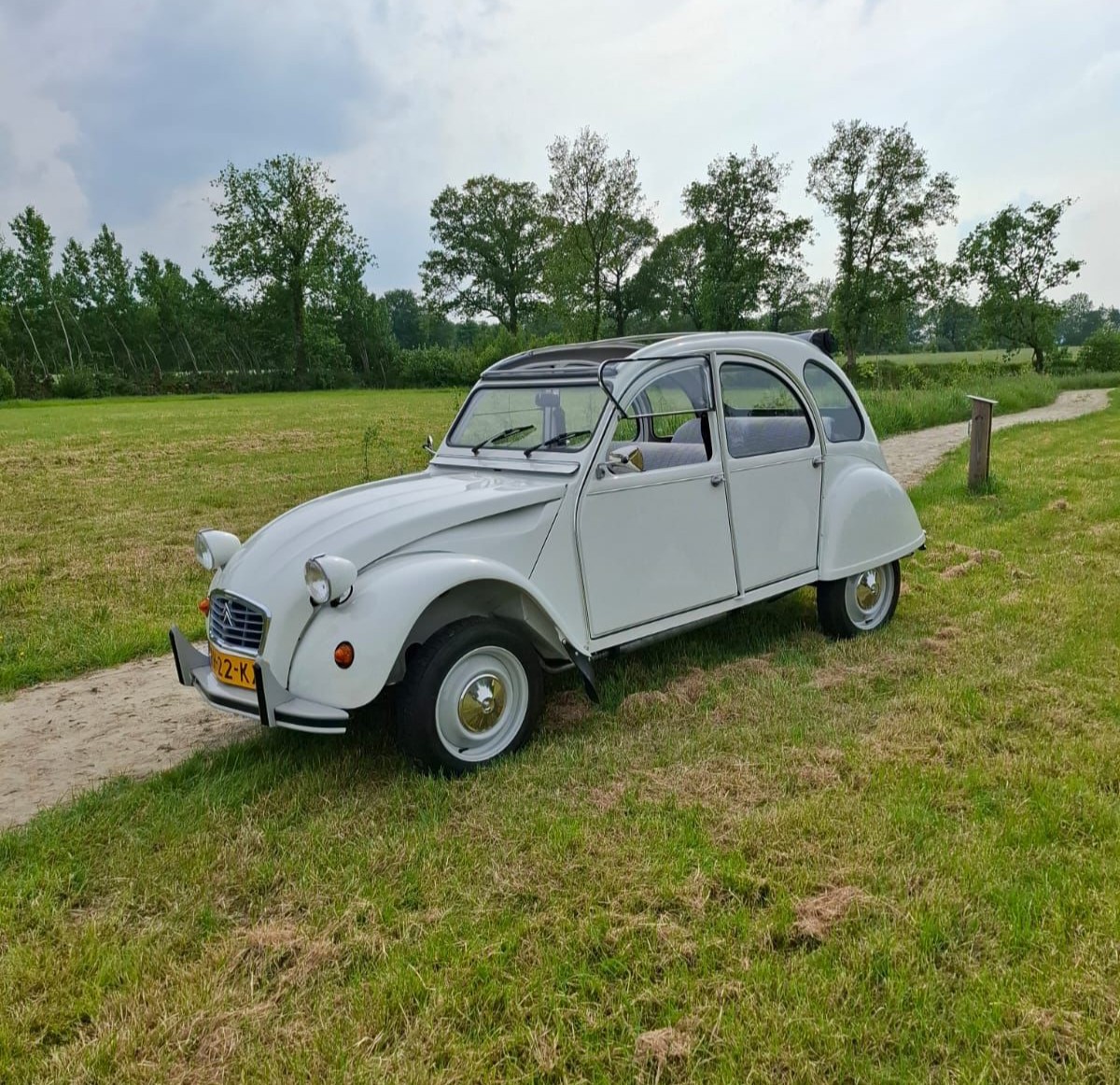Yfke – Citroën 2CV