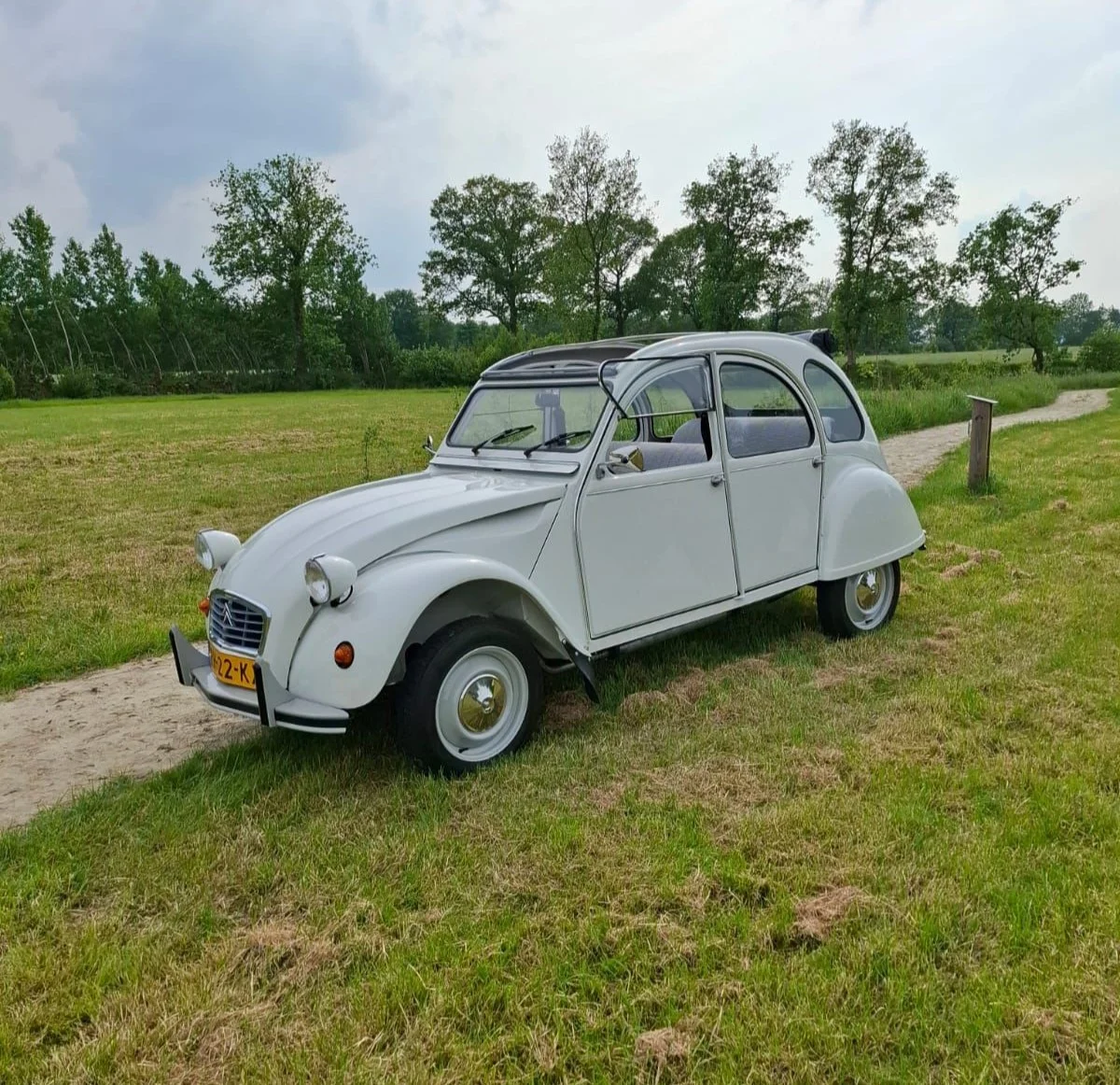 Yfke – Citroën 2CV
